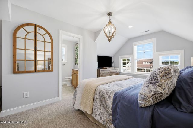 310 Shortleaf Drive, Grimesland, NC 27837