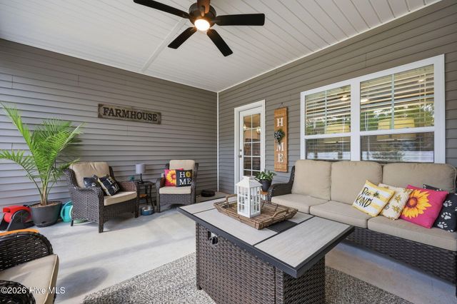 310 Shortleaf Drive, Grimesland, NC 27837