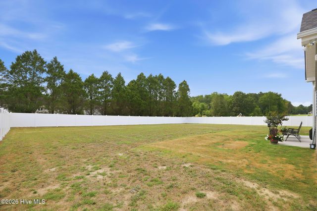 310 Shortleaf Drive, Grimesland, NC 27837