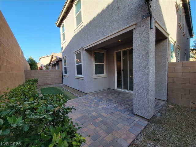 3705 CATAMOUNT CREEK Avenue 0, Las Vegas, NV 89141