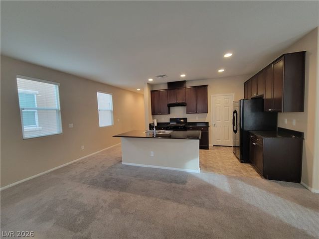 3705 CATAMOUNT CREEK Avenue 0, Las Vegas, NV 89141