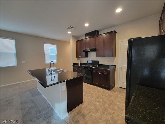 3705 CATAMOUNT CREEK Avenue 0, Las Vegas, NV 89141