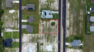 504 E Diplomat Parkway, Cape Coral, FL 33142