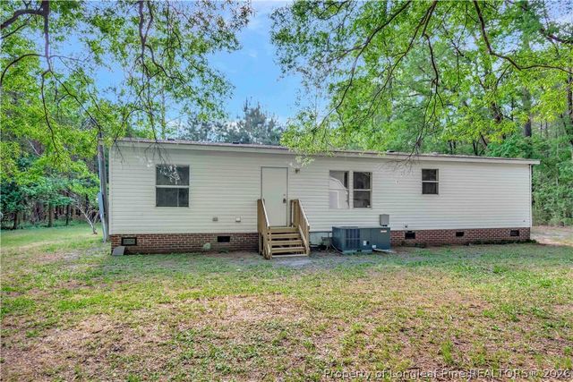 1234 Shaw Road, St Pauls, NC 28384