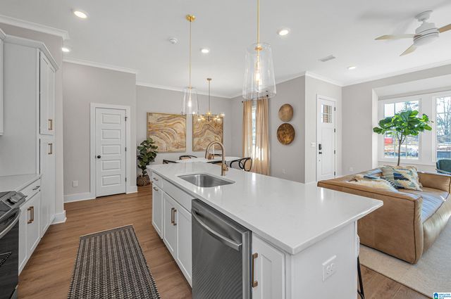 4405 TILSLEY LANE, Hoover, AL 35244