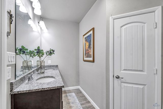 6102 Scaled Quail Rd, Midland, TX 79707