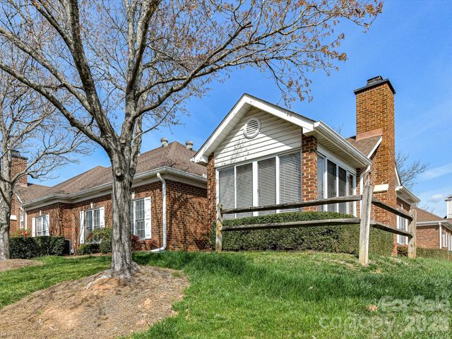 8568 Windsor Ridge Drive, Charlotte, NC 28277