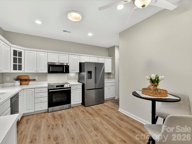 8568 Windsor Ridge Drive, Charlotte, NC 28277