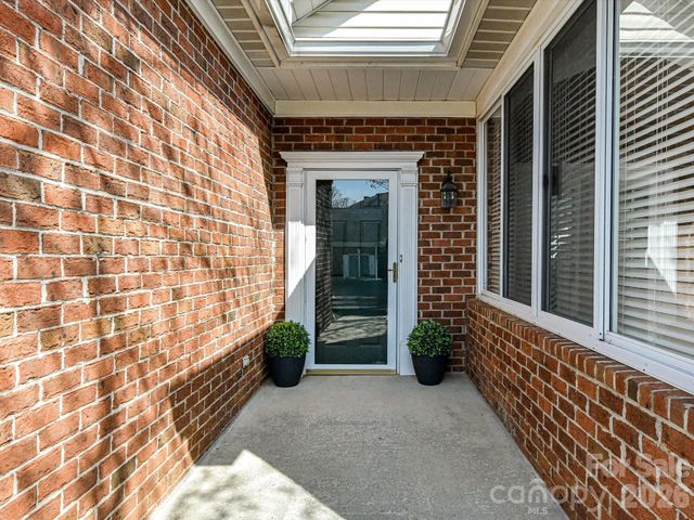 8568 Windsor Ridge Drive, Charlotte, NC 28277