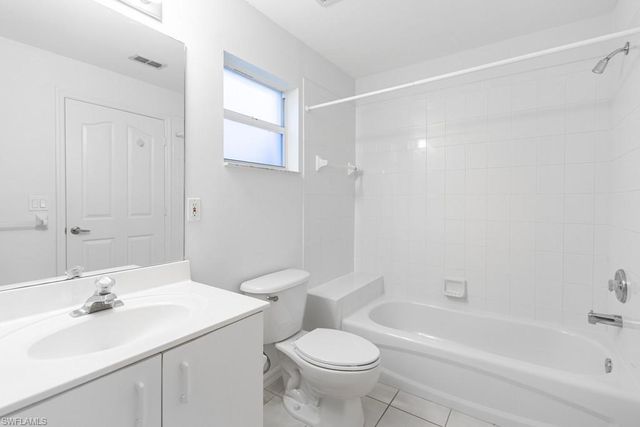 2230 Stacil CIR, Naples, FL 34109