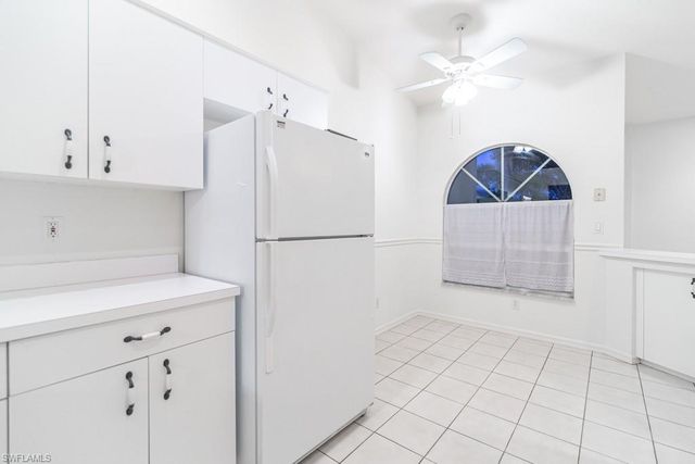 2230 Stacil CIR, Naples, FL 34109
