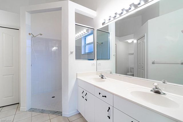2230 Stacil CIR, Naples, FL 34109