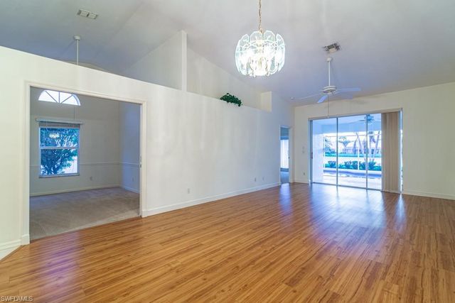 2230 Stacil CIR, Naples, FL 34109