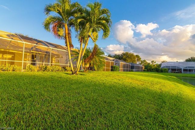 2230 Stacil CIR, Naples, FL 34109