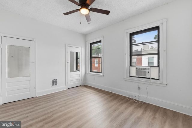 4542 N MOLE ST, Philadelphia, PA 19140
