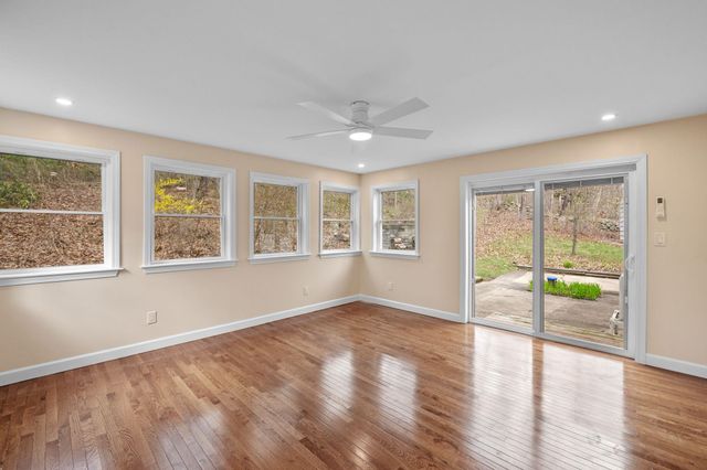 282 Wallace Road, Bedford, NH 03110