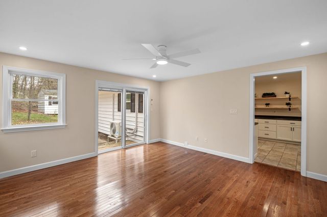 282 Wallace Road, Bedford, NH 03110