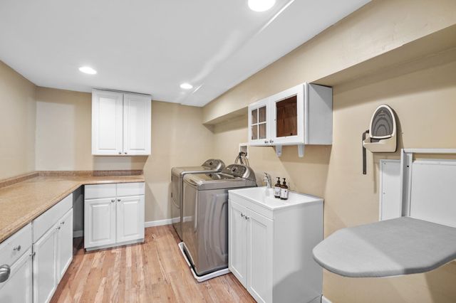 282 Wallace Road, Bedford, NH 03110