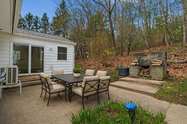 282 Wallace Road, Bedford, NH 03110