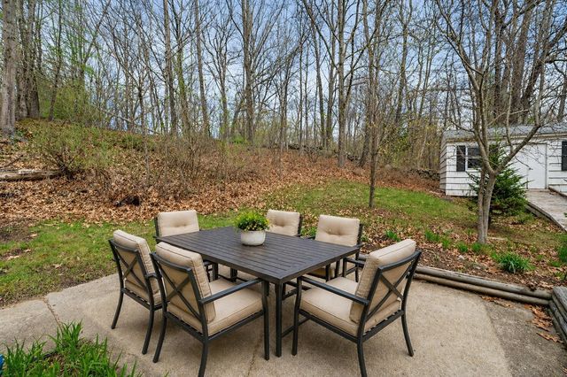 282 Wallace Road, Bedford, NH 03110