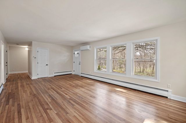 282 Wallace Road, Bedford, NH 03110