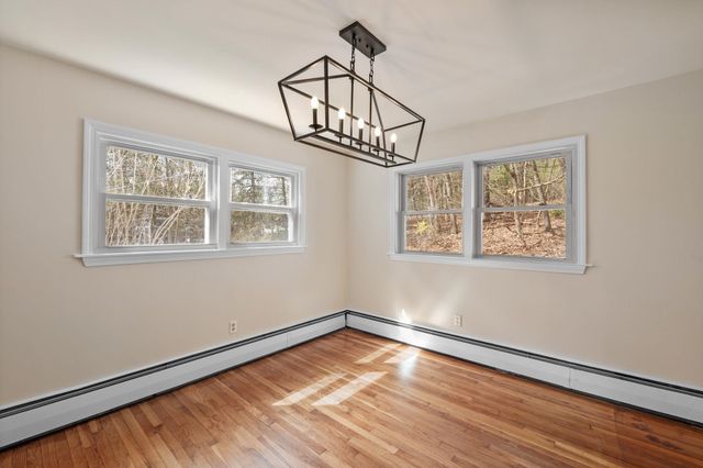 282 Wallace Road, Bedford, NH 03110