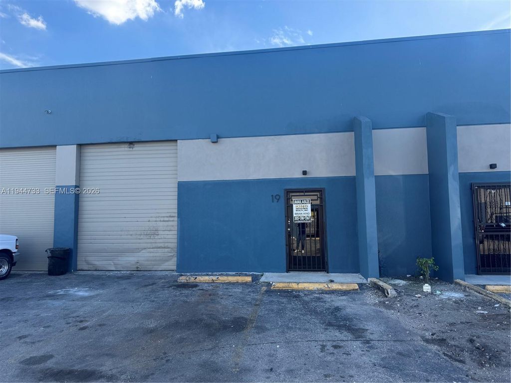 7760 W 20th Ave 19, Hialeah, FL 33016