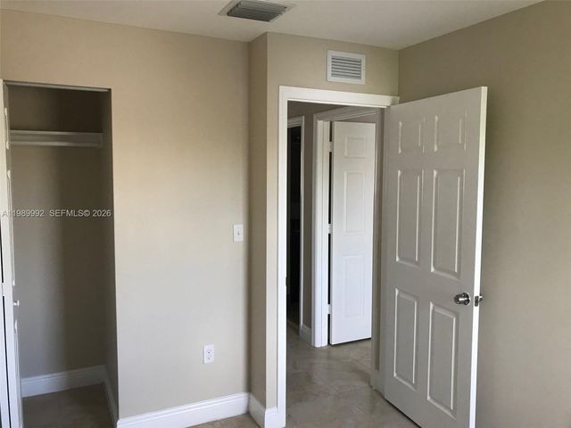 1990 NW 4th Ct 7, Miami, FL 33136