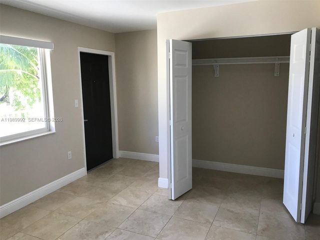 1990 NW 4th Ct 7, Miami, FL 33136