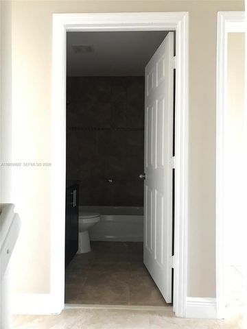 1990 NW 4th Ct 7, Miami, FL 33136