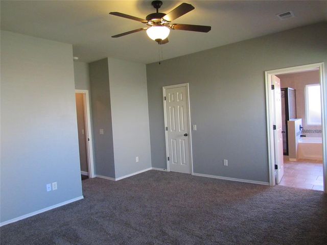 17516 Black Hawk Drive, Edmond, OK 73012