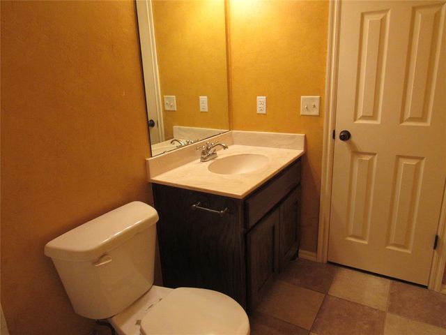 17516 Black Hawk Drive, Edmond, OK 73012