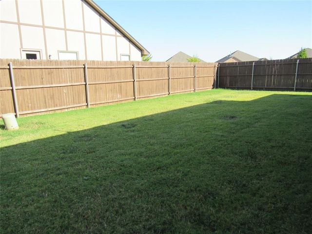 17516 Black Hawk Drive, Edmond, OK 73012