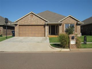 17516 Black Hawk Drive, Edmond, OK 73012