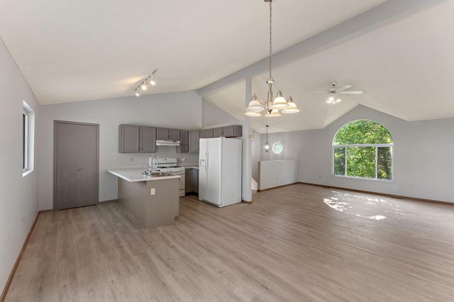 1807 Forest Lane, Crown Point, IN 46307