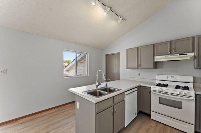 1807 Forest Lane, Crown Point, IN 46307