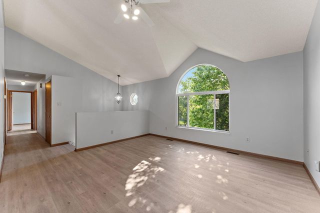 1807 Forest Lane, Crown Point, IN 46307