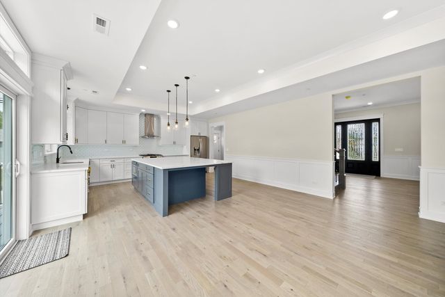 7620 Garden Lane, Justice, IL 60458