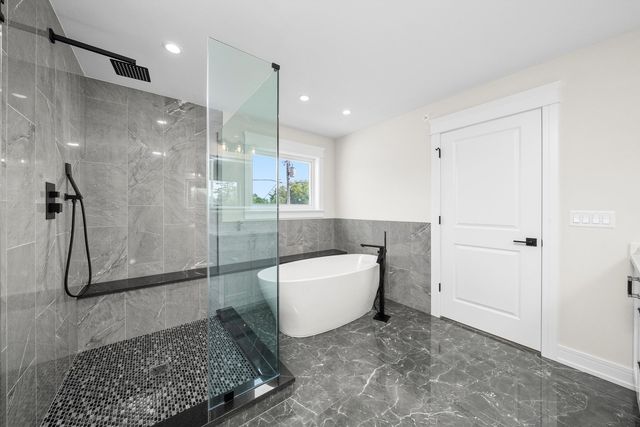 7620 Garden Lane, Justice, IL 60458