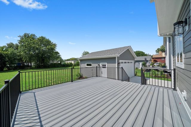 7620 Garden Lane, Justice, IL 60458