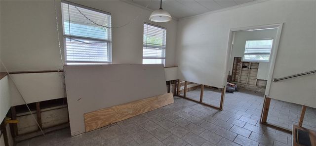 425 40TH AVENUE NE, St Petersburg, FL 33703