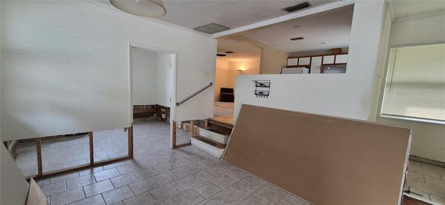 425 40TH AVENUE NE, St Petersburg, FL 33703
