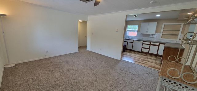 425 40TH AVENUE NE, St Petersburg, FL 33703