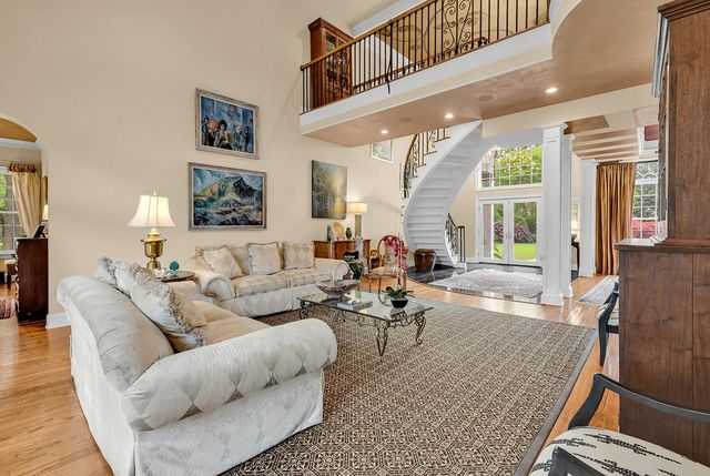 163 Angel Oak Dr., Pawleys Island, SC 29585