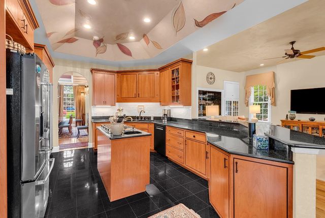 163 Angel Oak Dr., Pawleys Island, SC 29585