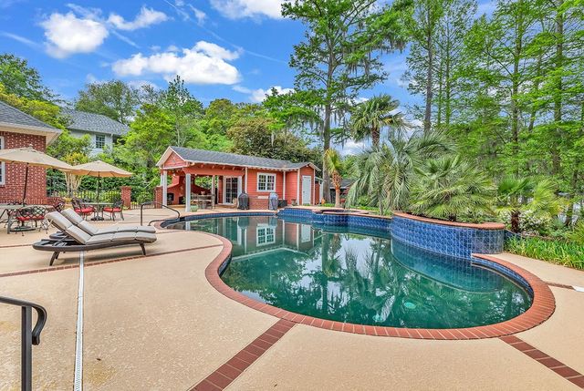 163 Angel Oak Dr., Pawleys Island, SC 29585