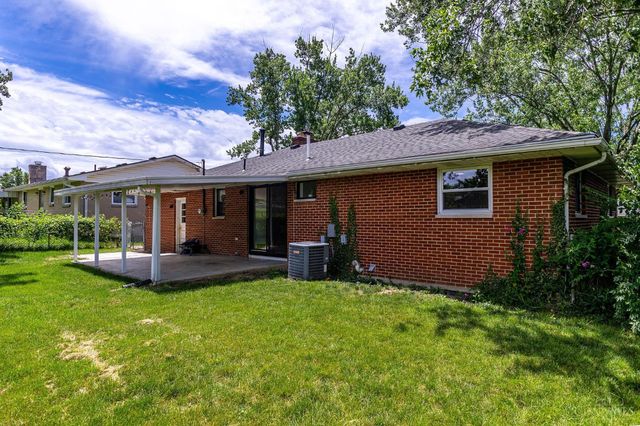 206 Lawrence Avenue, Miamisburg, OH 45342