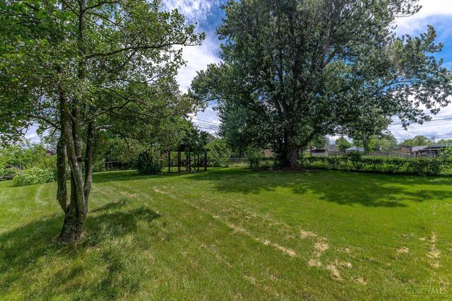 206 Lawrence Avenue, Miamisburg, OH 45342