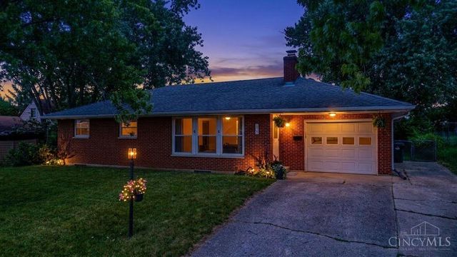 206 Lawrence Avenue, Miamisburg, OH 45342