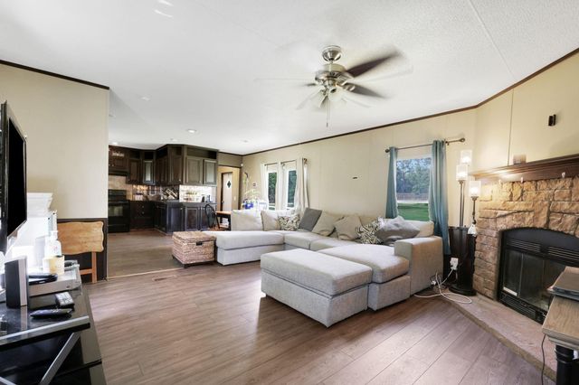 103 Sunset Lane, Somerville, TX 77879